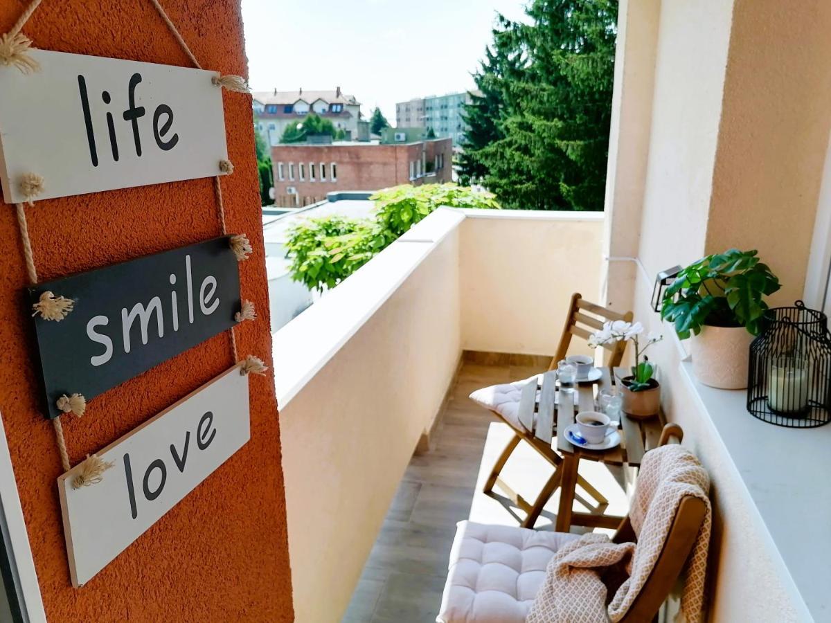 Shine Apartman Szentgotthárd Exterior foto